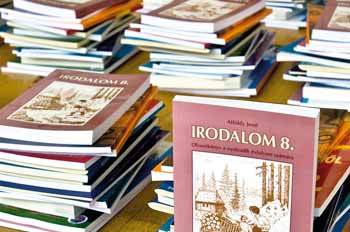 Tankönyvtámogatás konyv